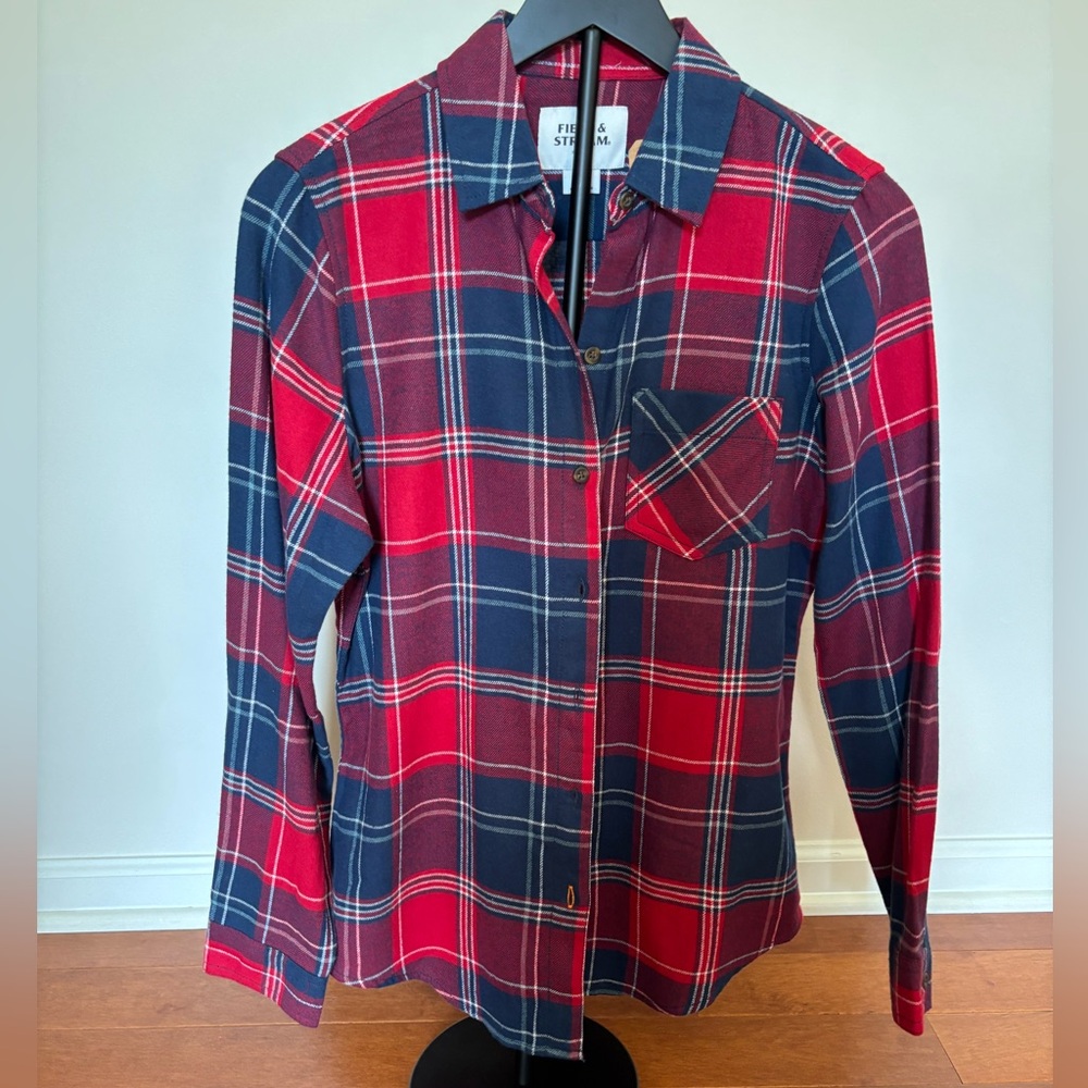 Field & Stream Red Navy Plaid Flannel Button Down Shirt Women’s Small NWT